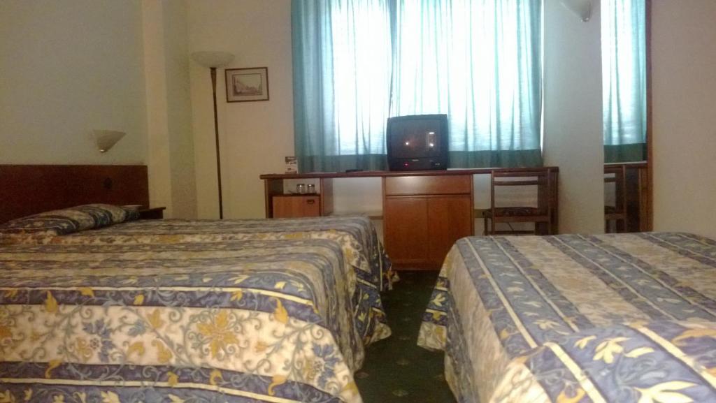 Park Hotel Galileo Reggello Dış mekan fotoğraf